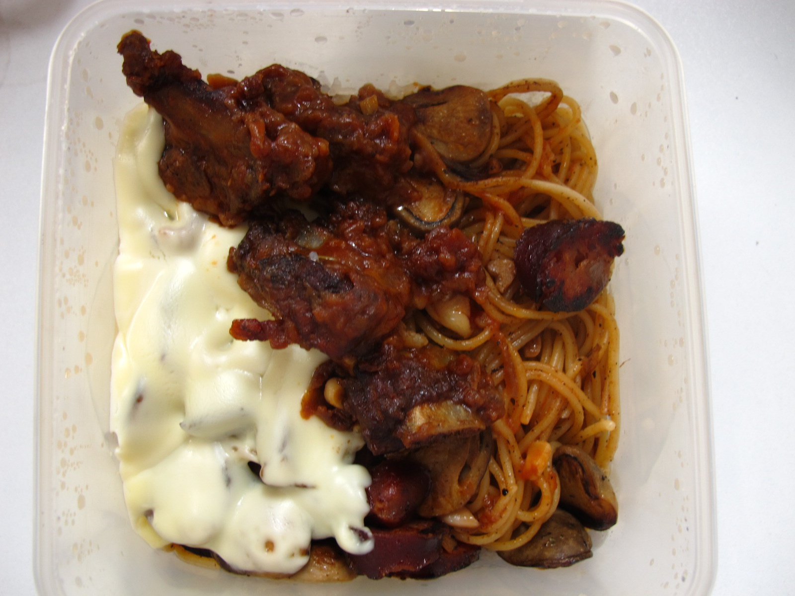 黑椒牛柳炒意面