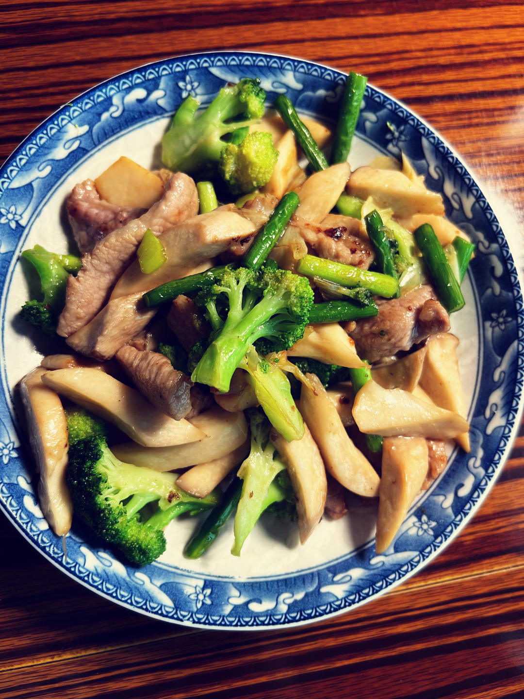 杏鲍菇炒肉片