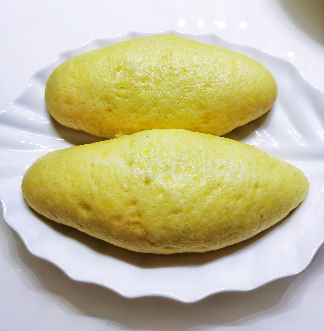 发面纺锤玉米饼