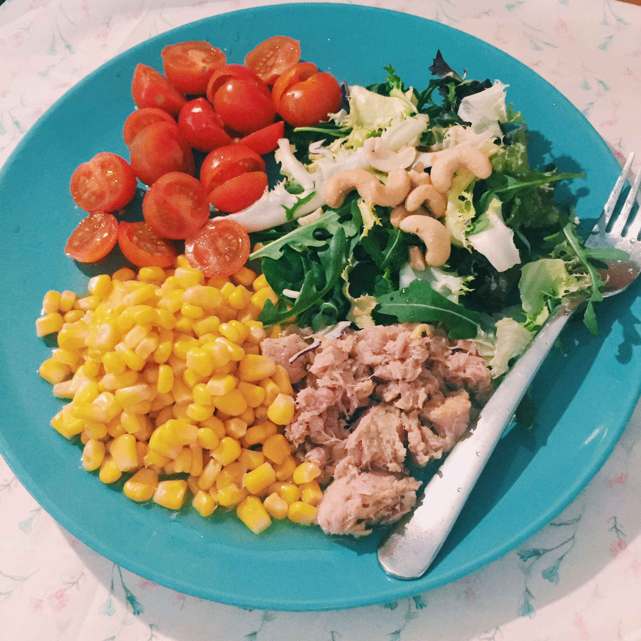 减肥的好帮手--三色金枪鱼沙拉