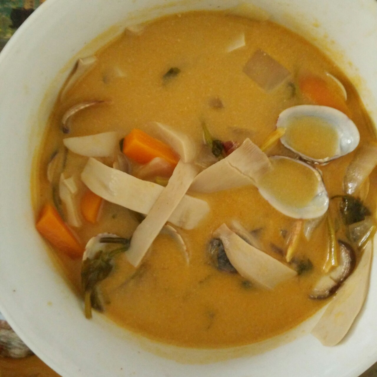 和泰国妹子学的冬阴功汤