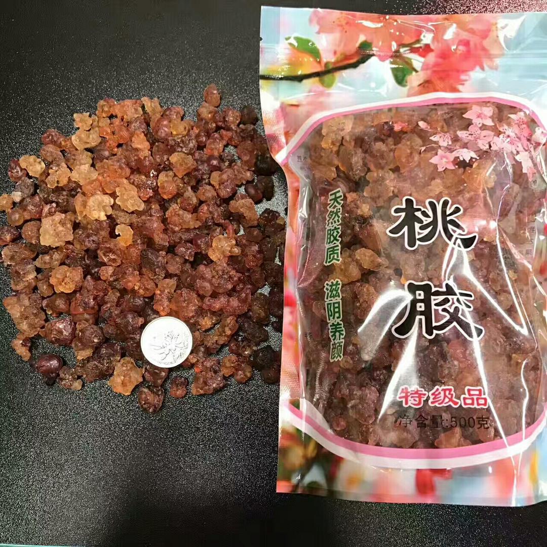 桃胶银耳羹的做法