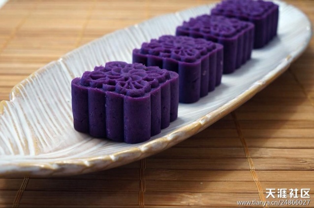 紫薯莲蓉月饼