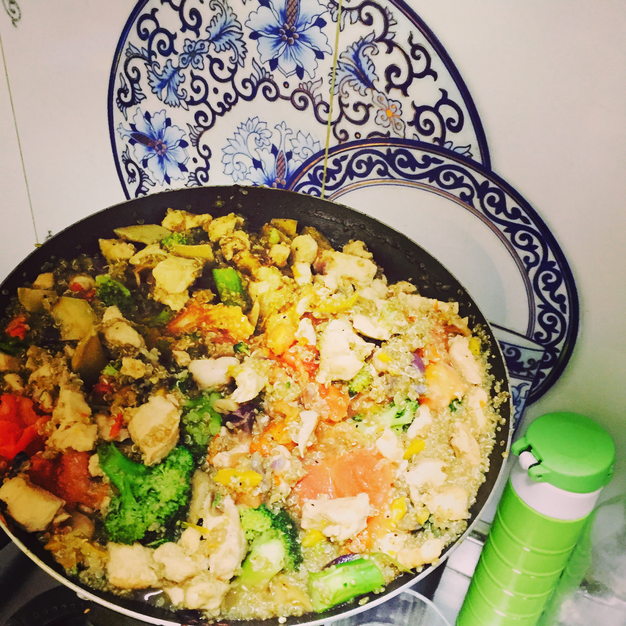 藜麦鸡肉时蔬煮锅（chicken ＆Garden Veggies Guinoa Skillet)