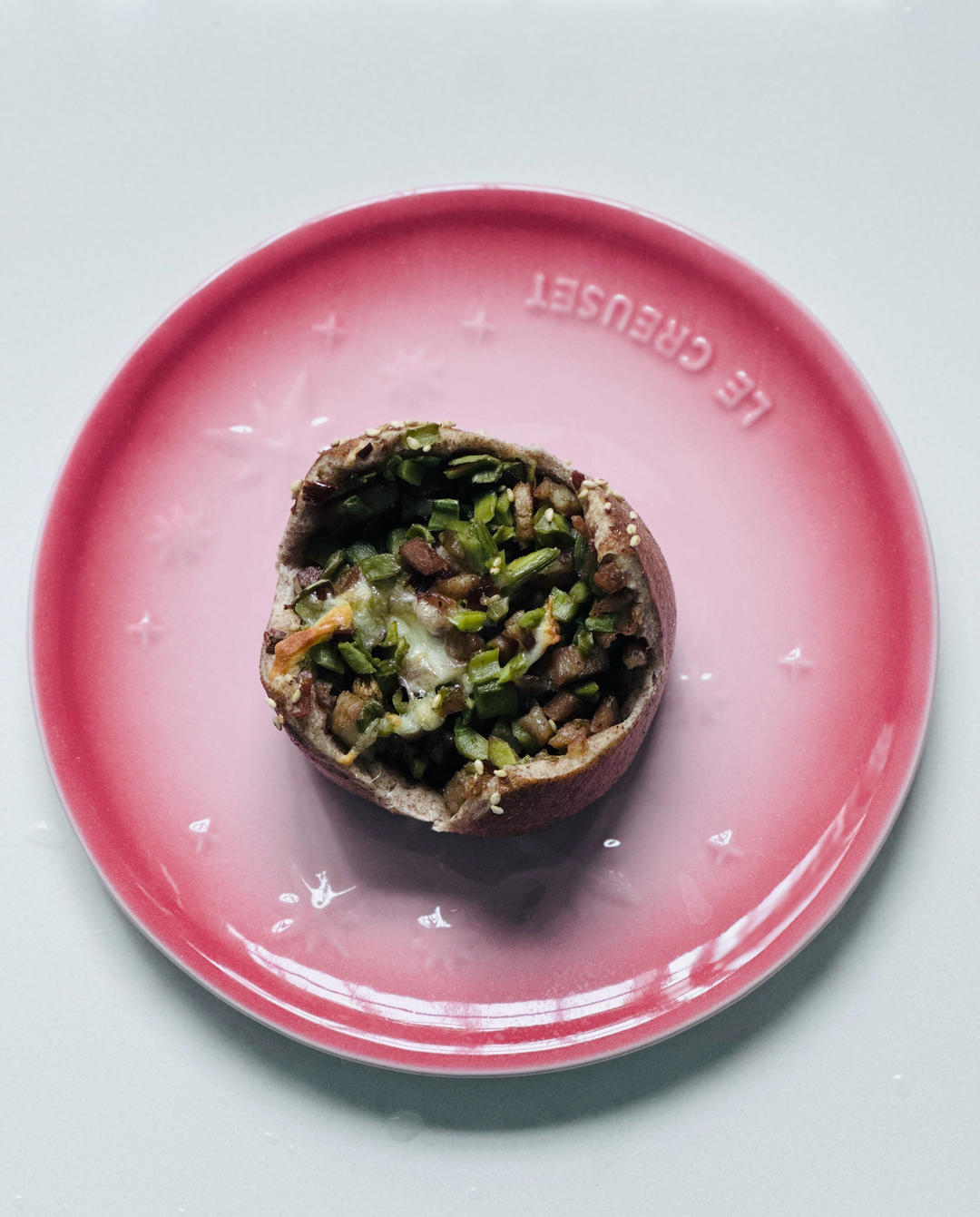 这个贡菜腊肠碱水球吃起来太过瘾了，操作简单免发酵