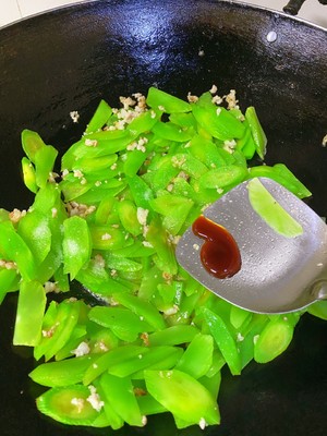 炒莴笋（快手、下饭、简单家常菜）的做法 步骤4
