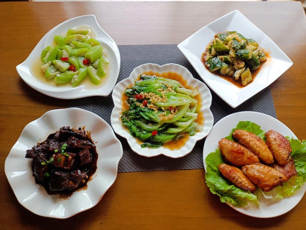 爱心早餐