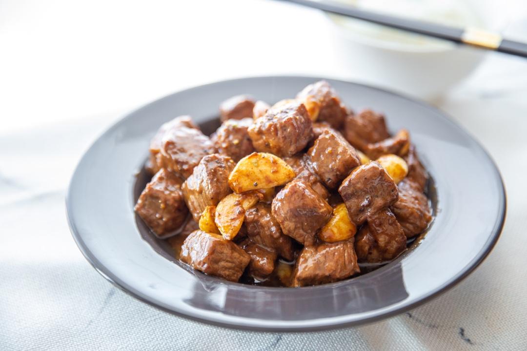 黑蒜子牛肉粒