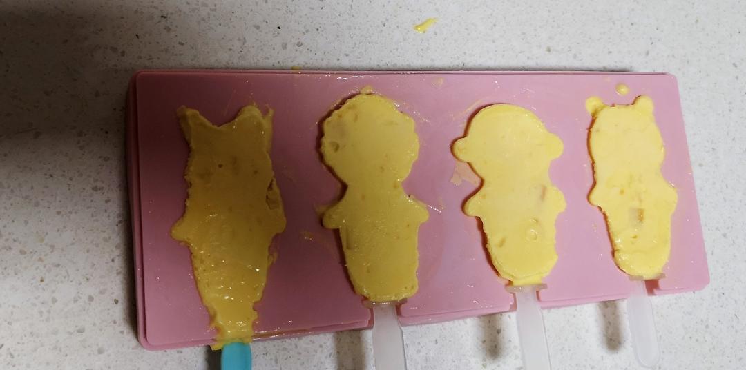 简单芒果冰激凌（无蛋黄，无炼乳，少糖版，宝宝爱吃）