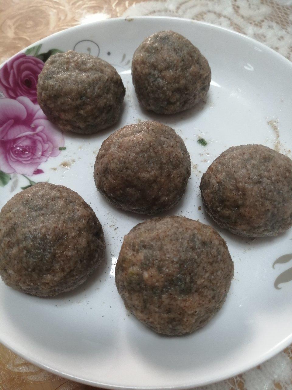 低卡减肥#蒸玉米面野菜&菜团子（手残党也能轻松完成）