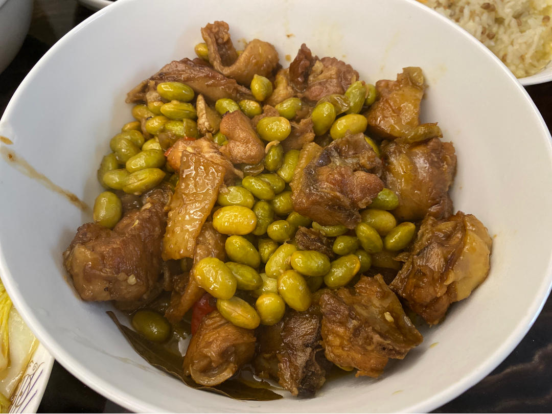 青豆烧鸡爪