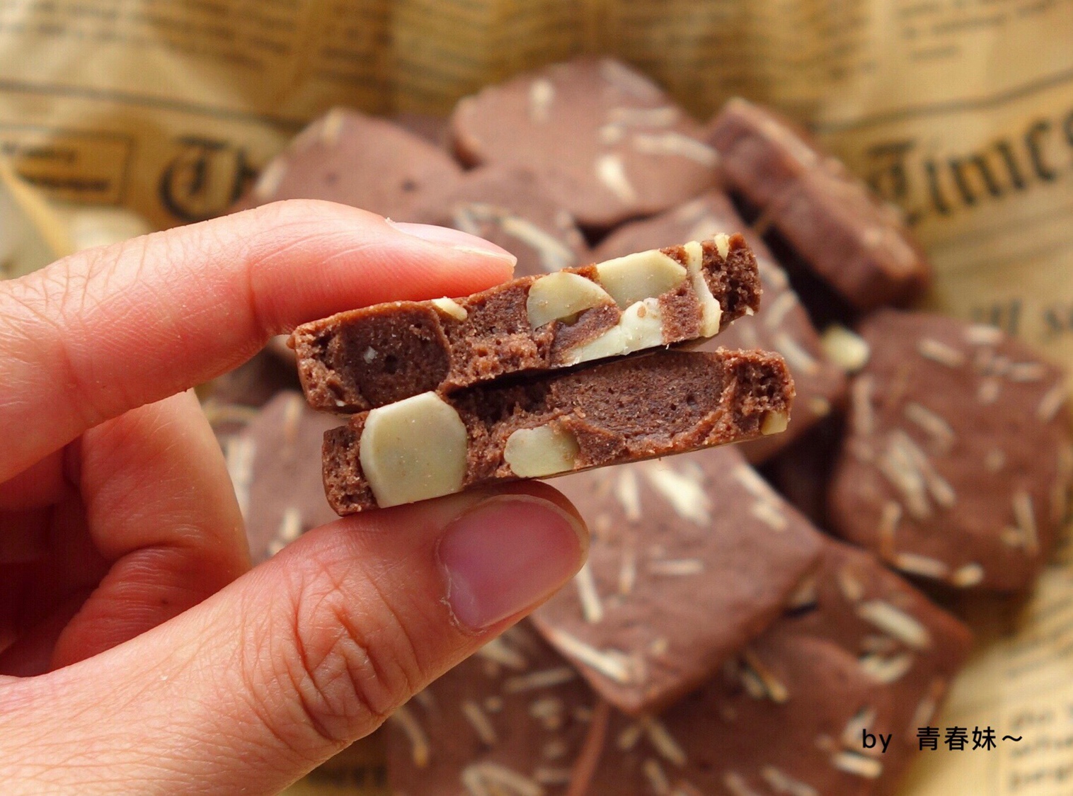 巧克力控必做👉一口酥脆的杏仁巧克力曲奇🍪的做法 步骤17