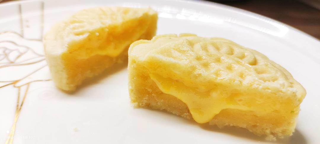 超详细图解版--流心奶黄月饼