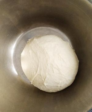 简单又好吃的豆沙馒头卷的做法 步骤2