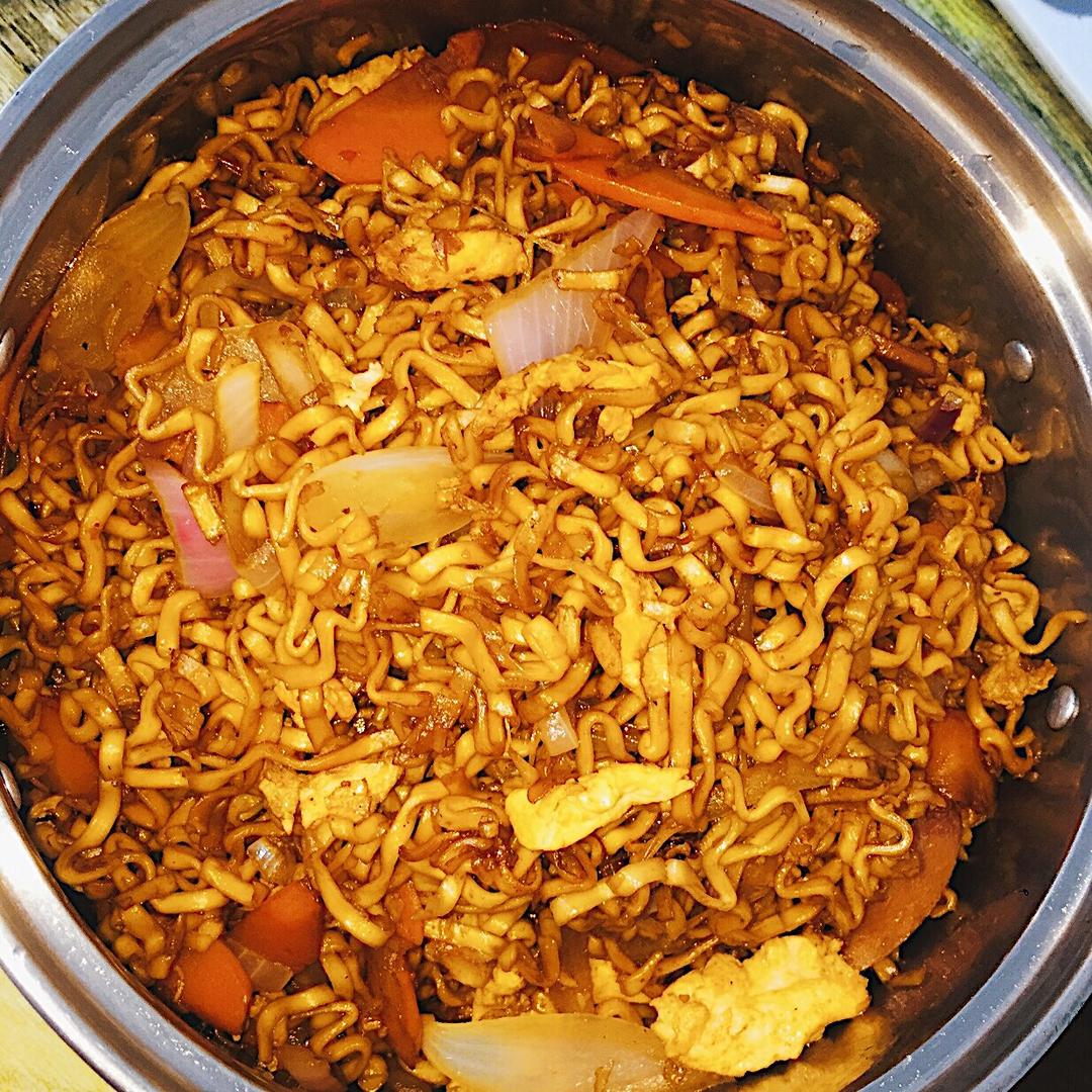 🍜最简单最好吃的家常炒面