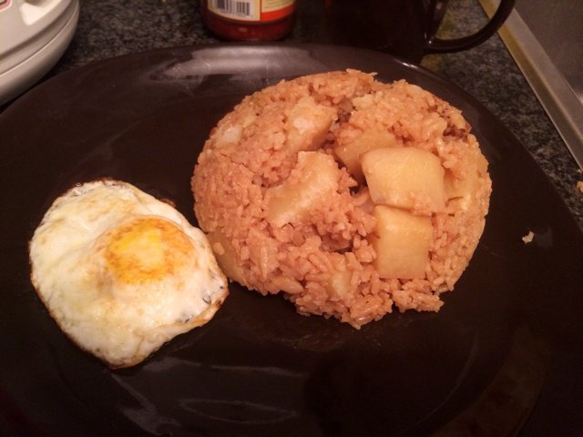 土豆焖饭（电饭锅版）