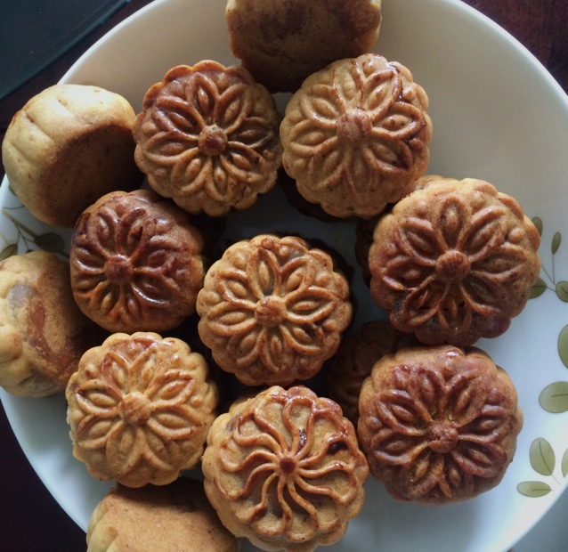 广式月饼——蛋黄莲蓉月饼