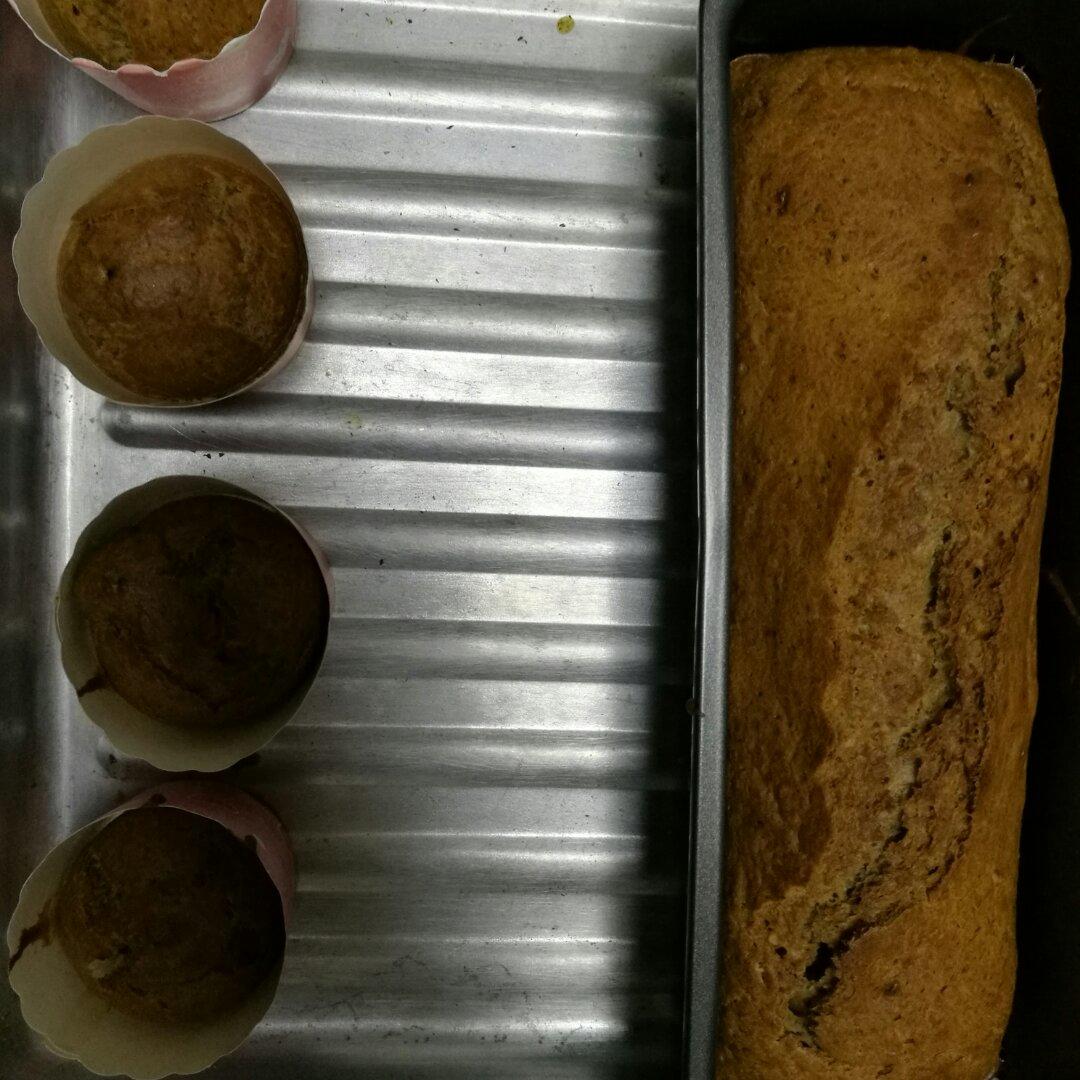 星巴克香蕉核桃蛋糕（Banana loaf）