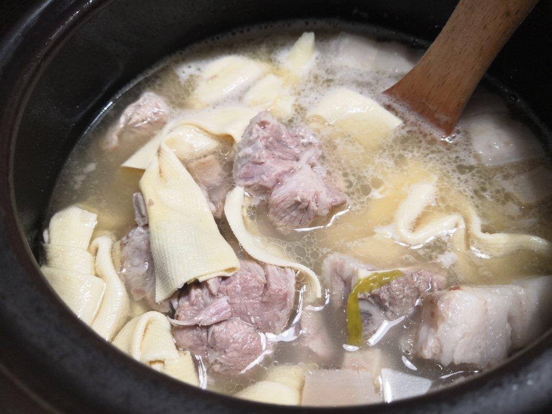 冬笋版腌笃鲜