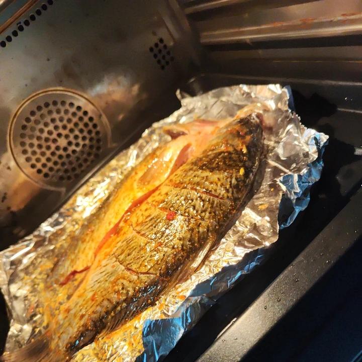 烧烤小鲫鱼（烤箱版）