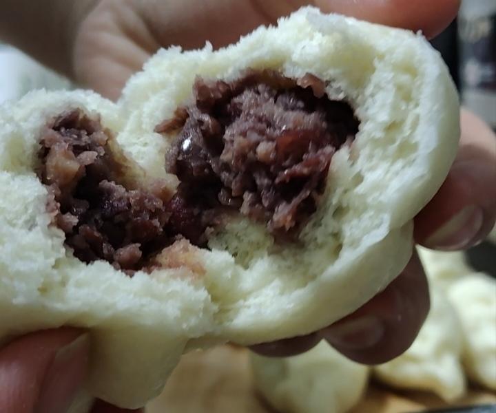 宝宝抢着吃的豆沙包！一次成功零失败～