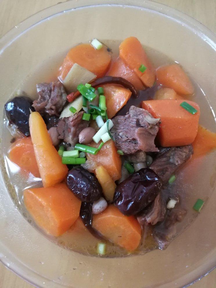 牛肉萝卜汤
