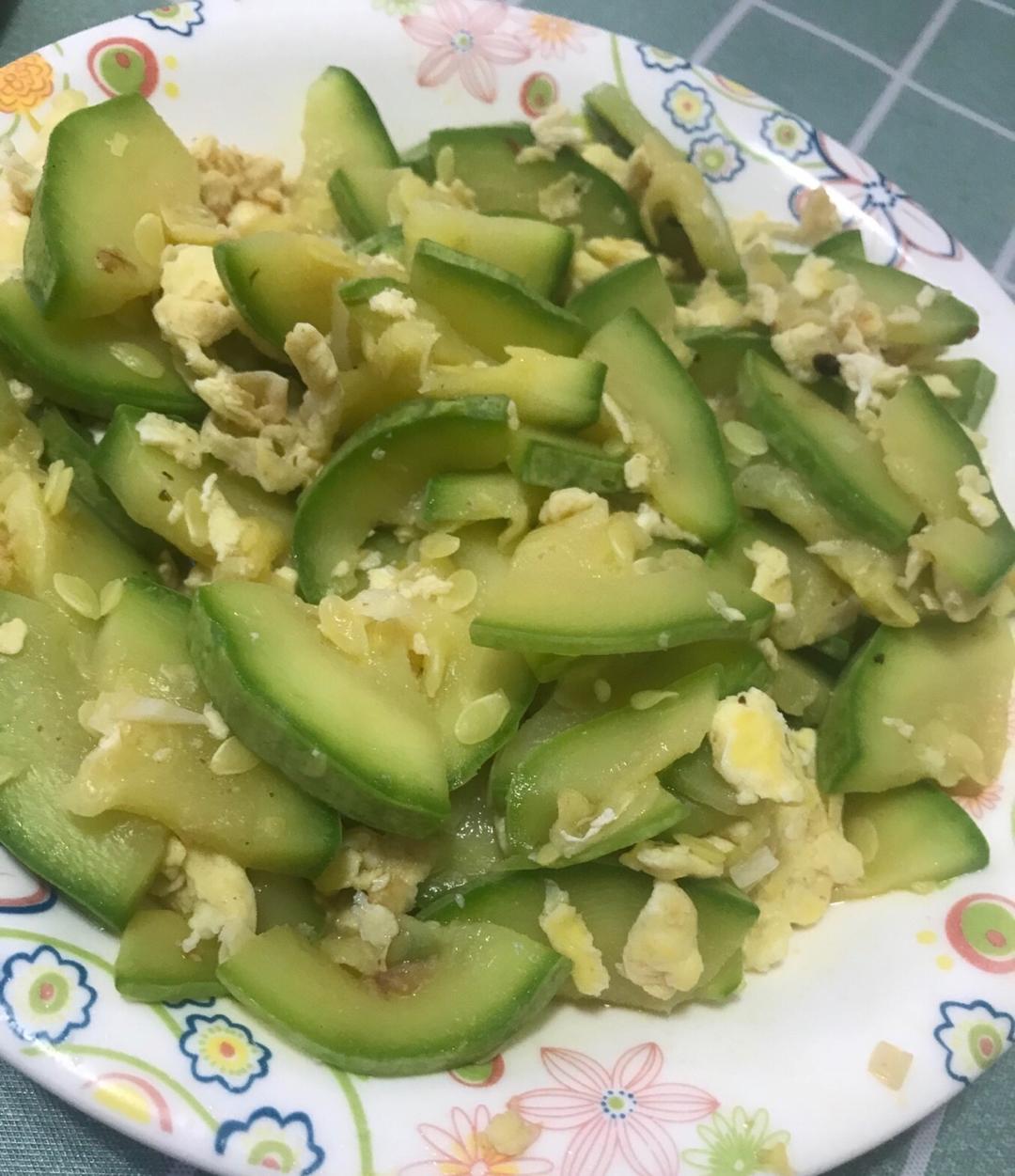 西葫芦炒鸡蛋