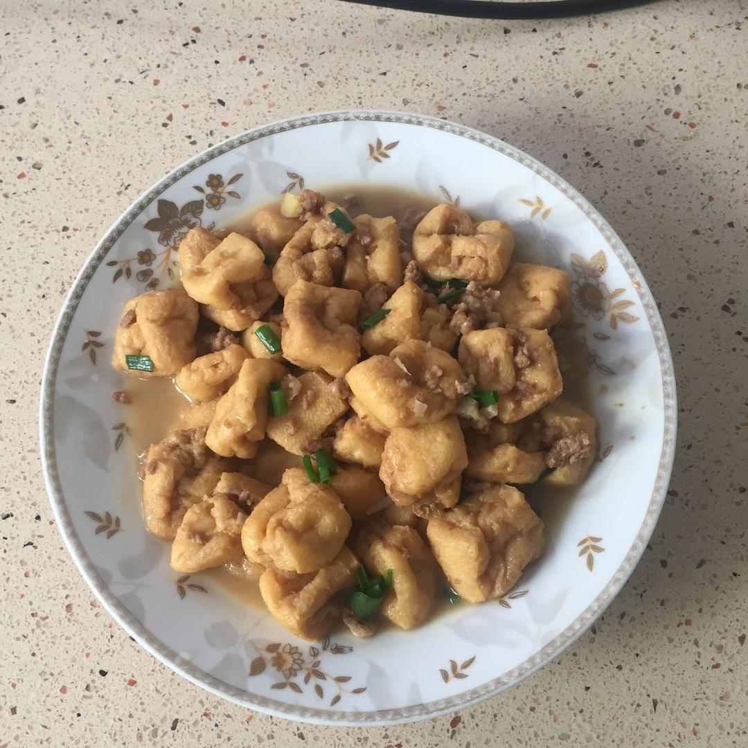 肉末炒豆腐泡