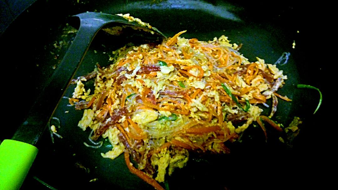 腊肠桂花蛋的做法步骤图 腊肠桂花蛋怎么做好吃 冰山妈咪 下厨房 腊肠桂花蛋的做法步骤图 腊肠桂花蛋怎么做好吃 冰山妈咪 下厨房