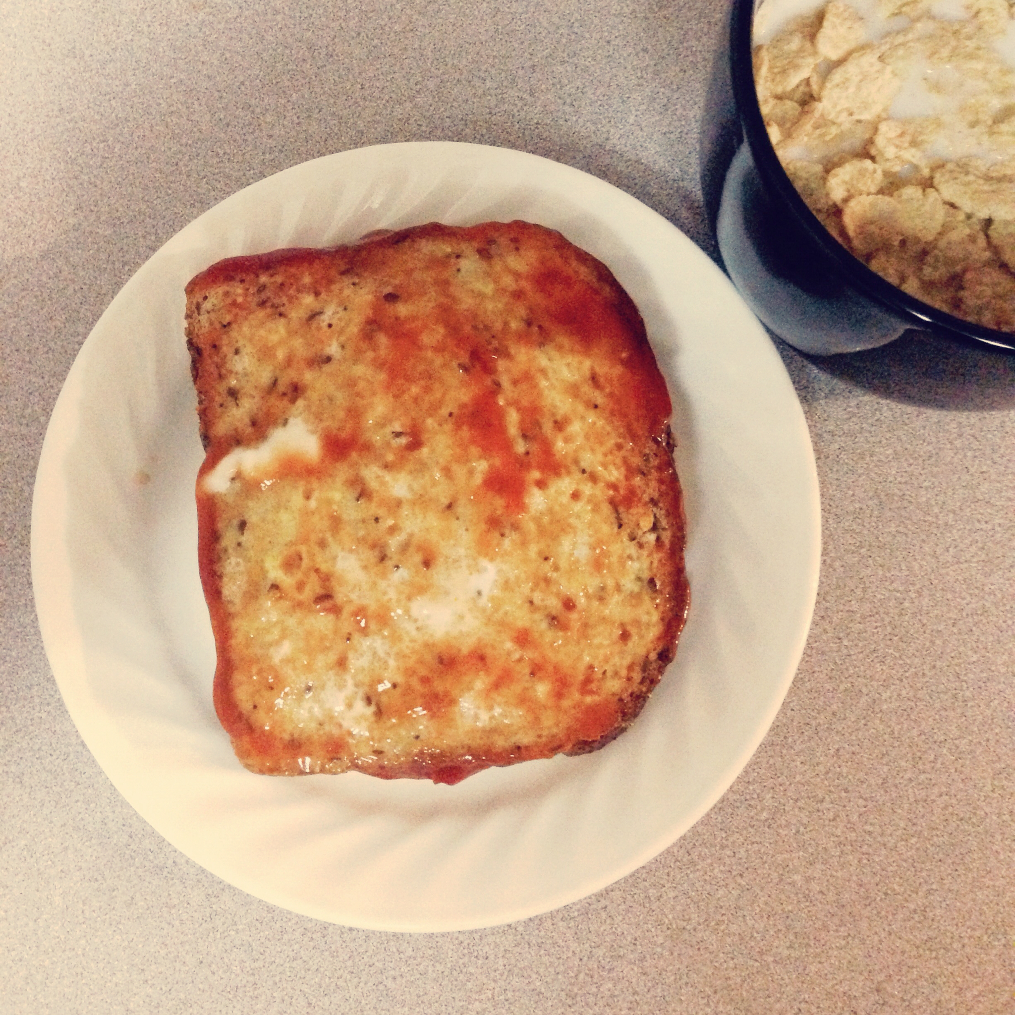 蒸全麦土司夹玉米奶酪