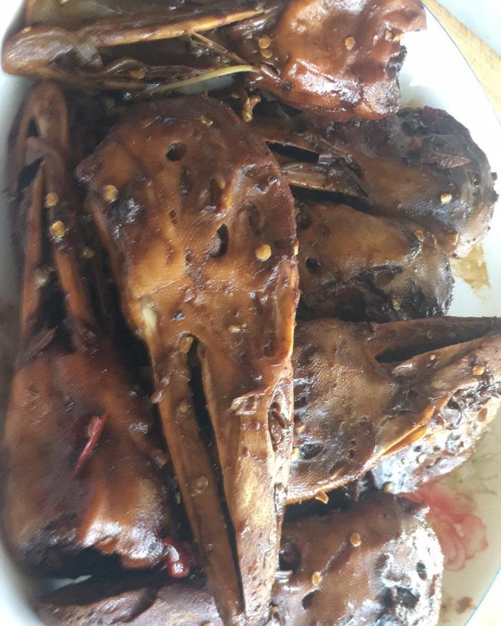 秘制鸭头、鸭舌（超过周黑鸭、绝味鸭脖）