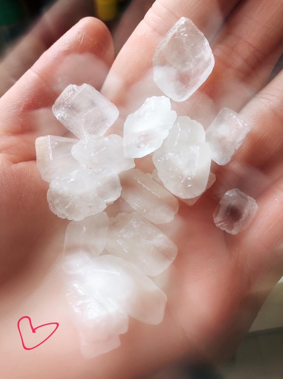 冰糖～鸡翅洗干净～姜片切好～红烧鸡翅的做法老抽1勺生抽2勺盐适量