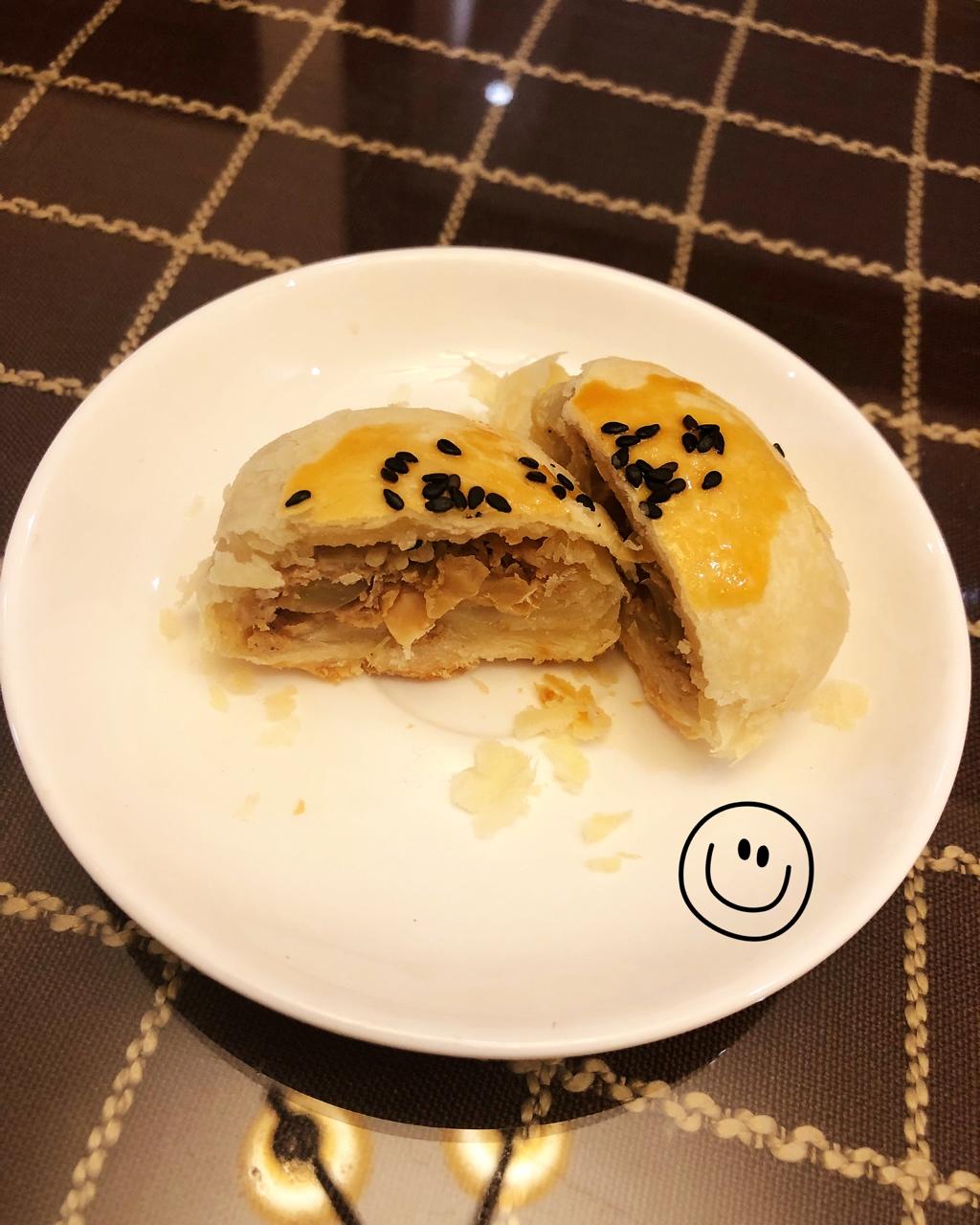 泳式鲜肉榨菜月饼