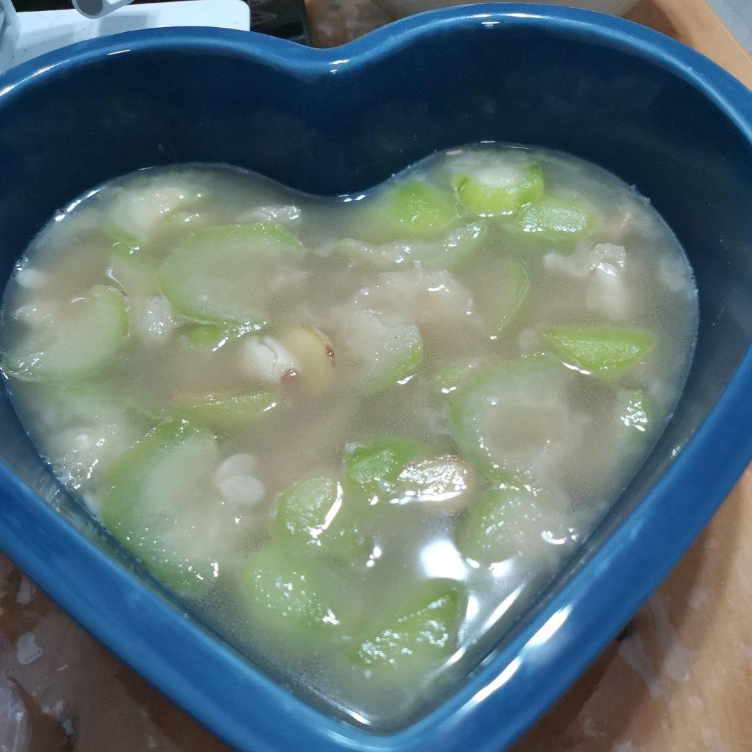 清香丝瓜汤