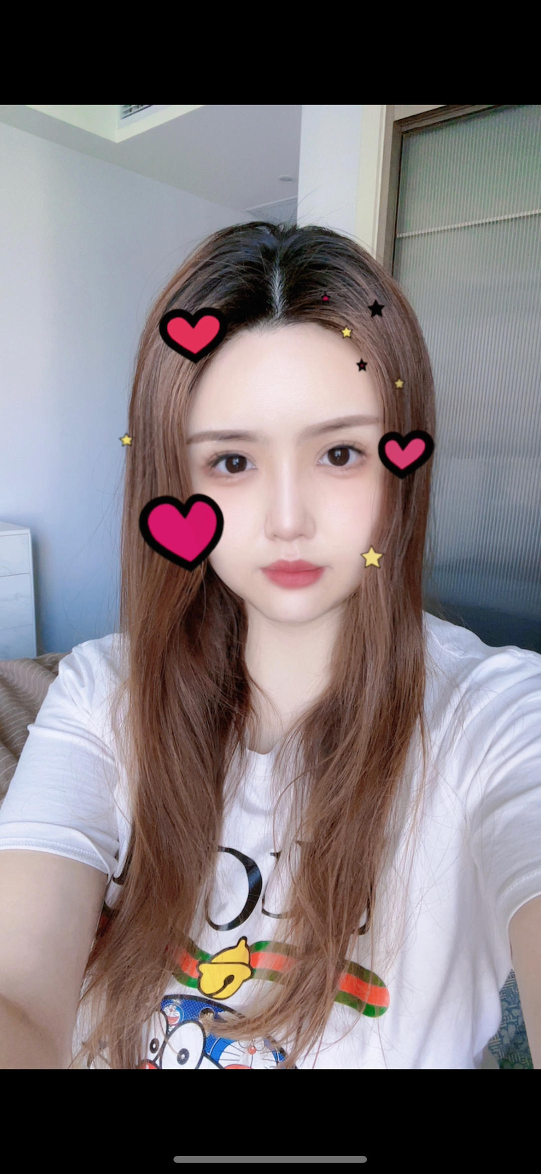 黄灿灿的小静
