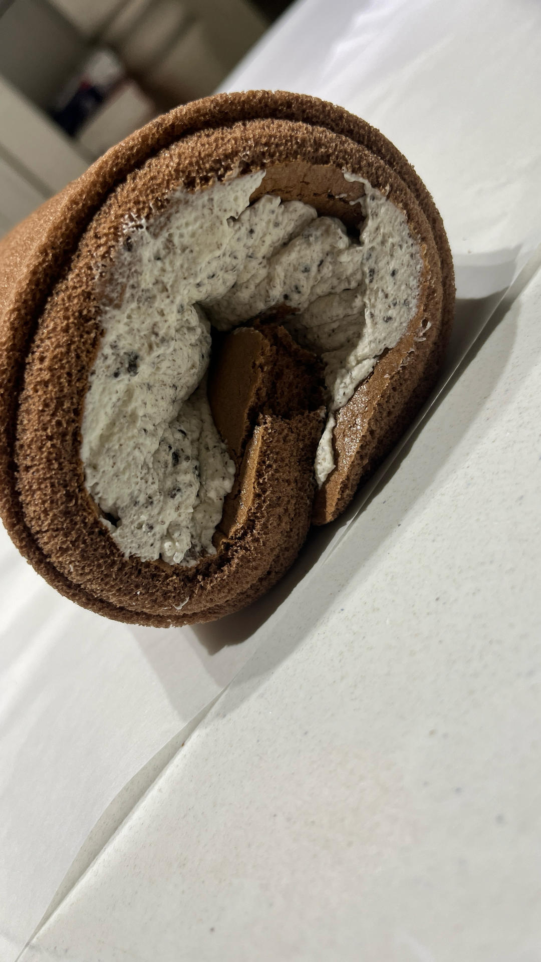 百吃不腻的：奥利奥咸奶油蛋糕卷！