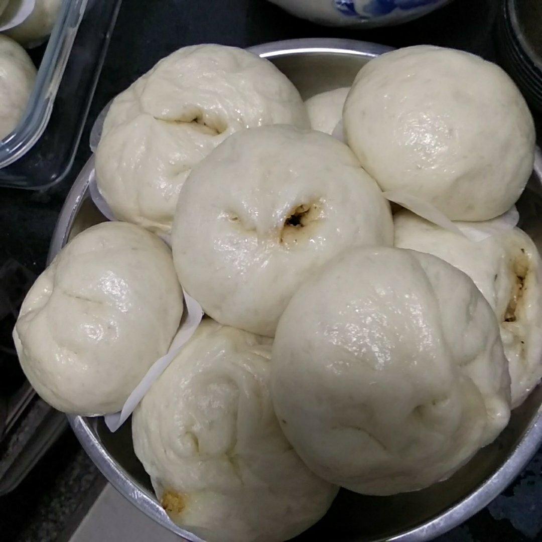 香菇木耳酱肉包