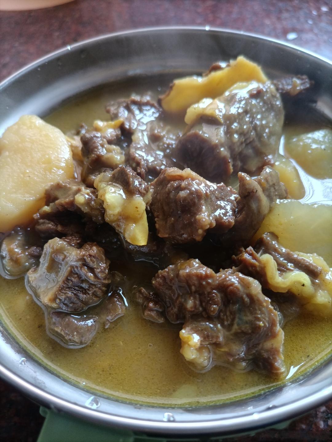 咖喱牛腩炖萝卜