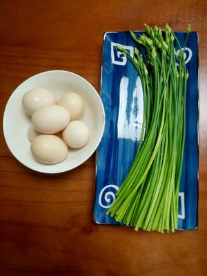 韭菜花炒鸡蛋的做法 步骤1