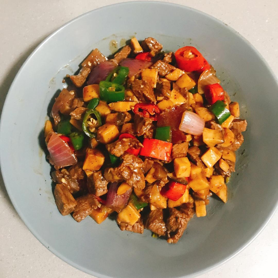 家常菜~杏鲍菇烧牛肉粒