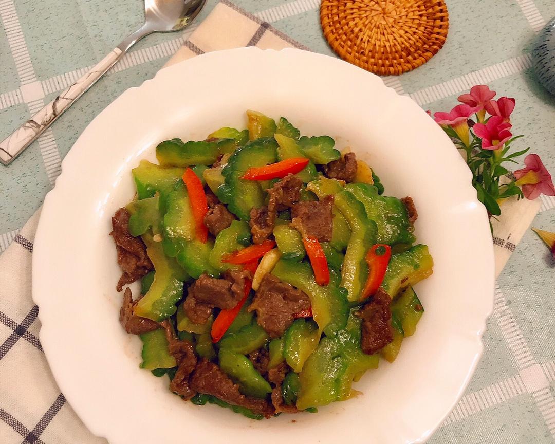 凉瓜炒牛肉的做法