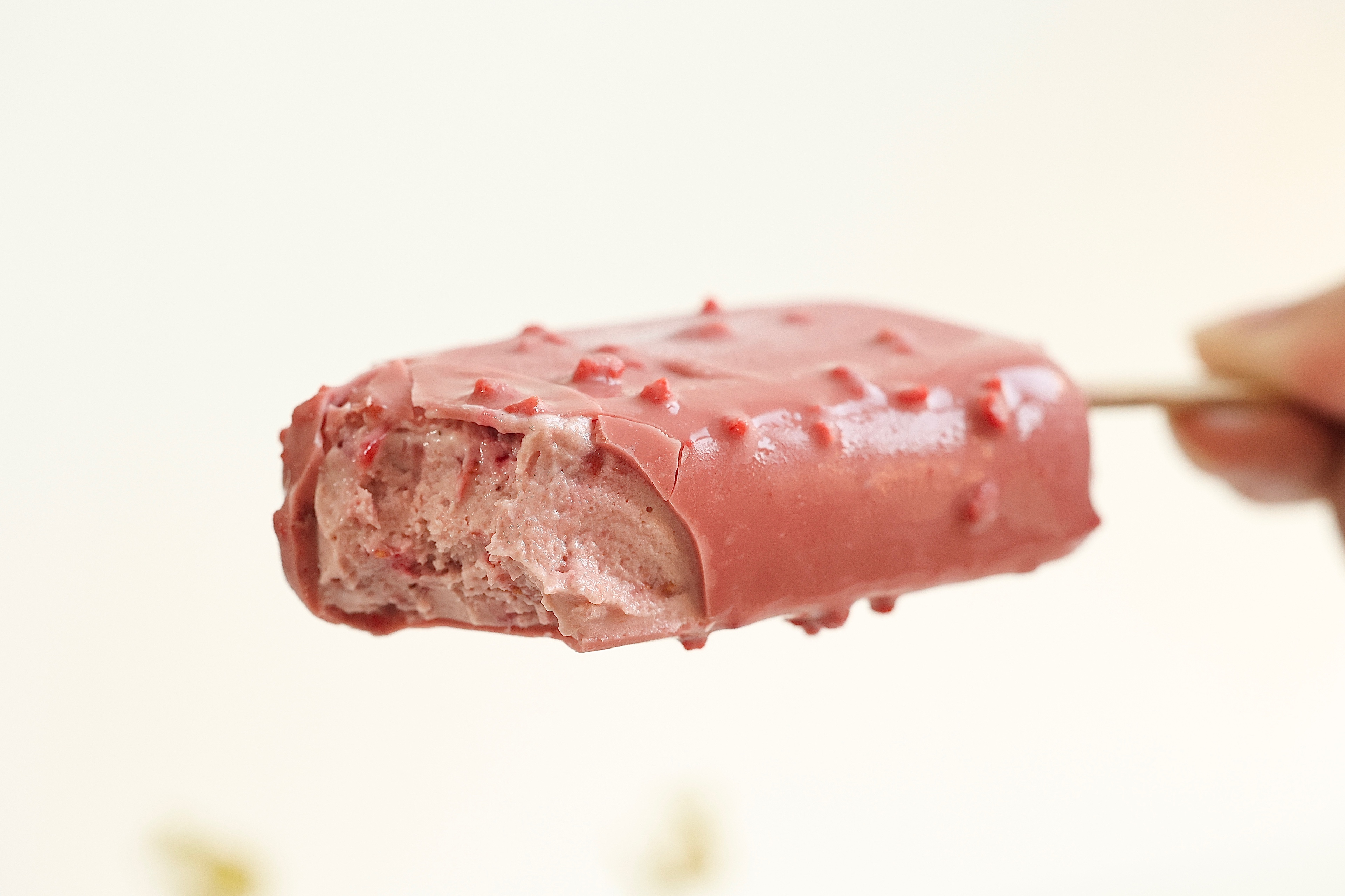 覆盆子/树莓脆皮冰淇淋🍦/高颜值少女心的做法 步骤34