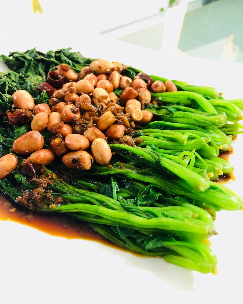 高颜值快手拌菠菜