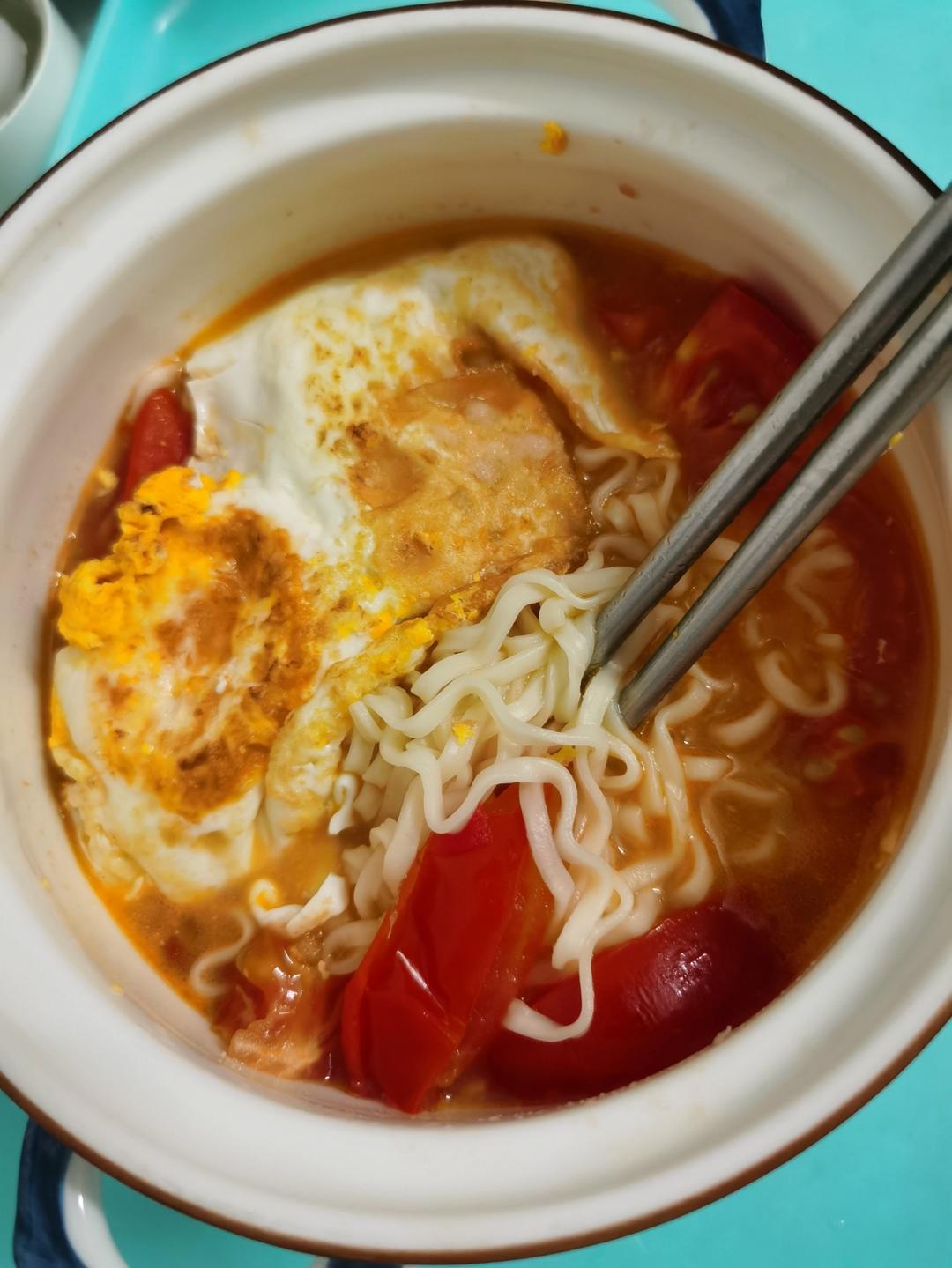 汤都要喝光的西红柿鸡蛋面