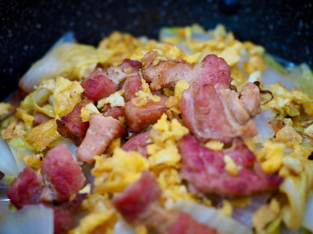 培根蛋酥白菜煲