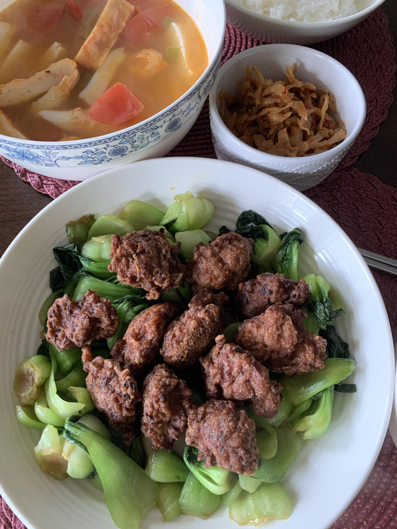 自制油炸肉丸子