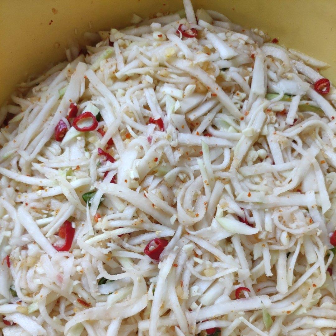 拌撇了旮瘩（学名柸蓝）