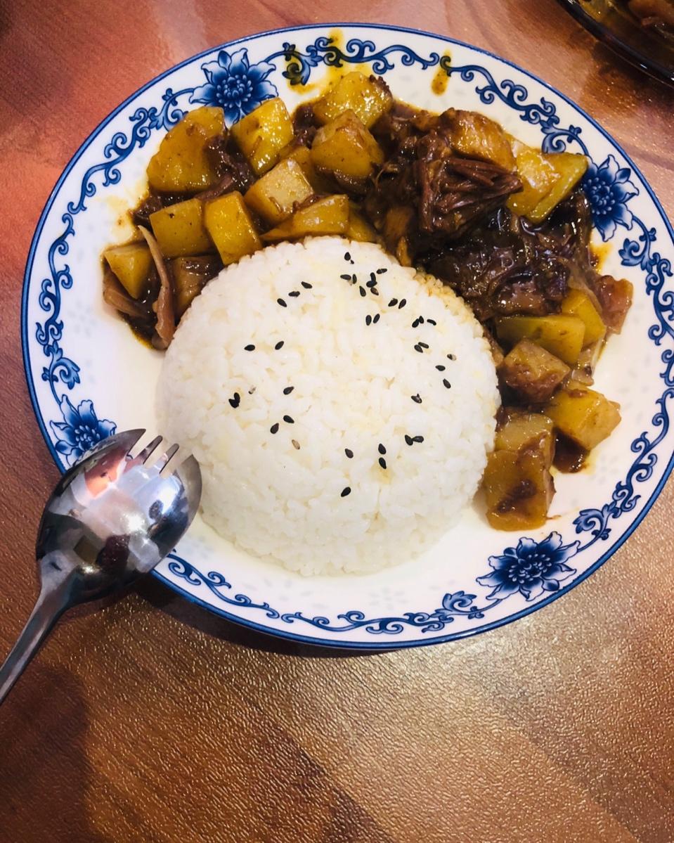 咖喱牛肉土豆
