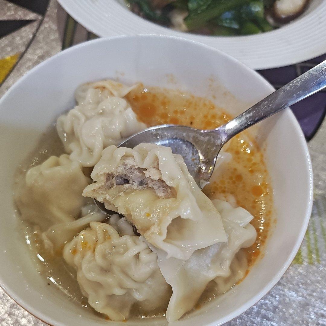 肉不柴的馄饨馅