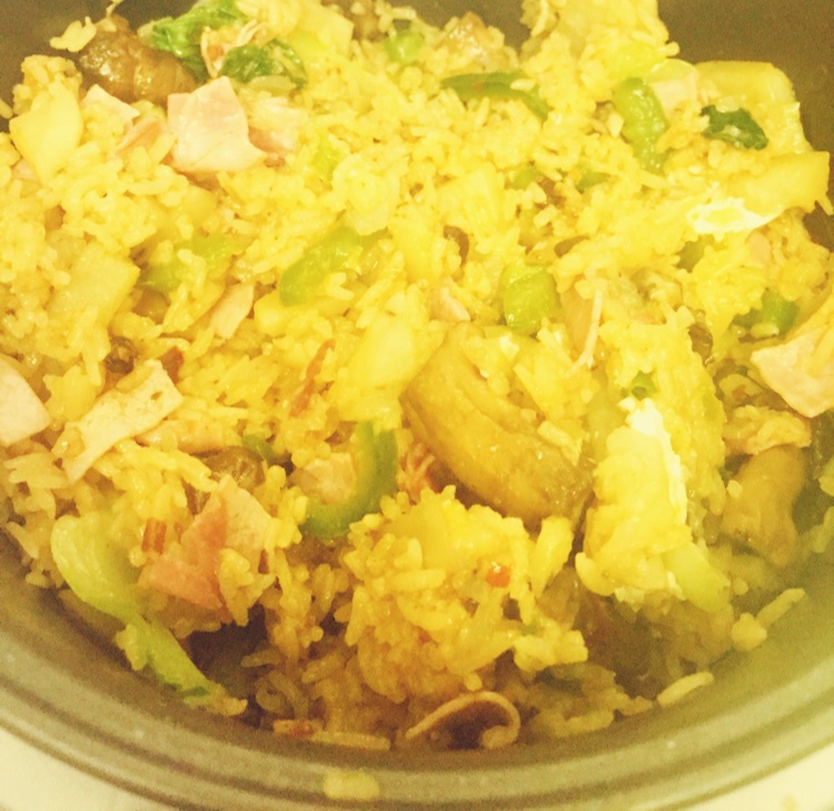 电饭煲焖饭